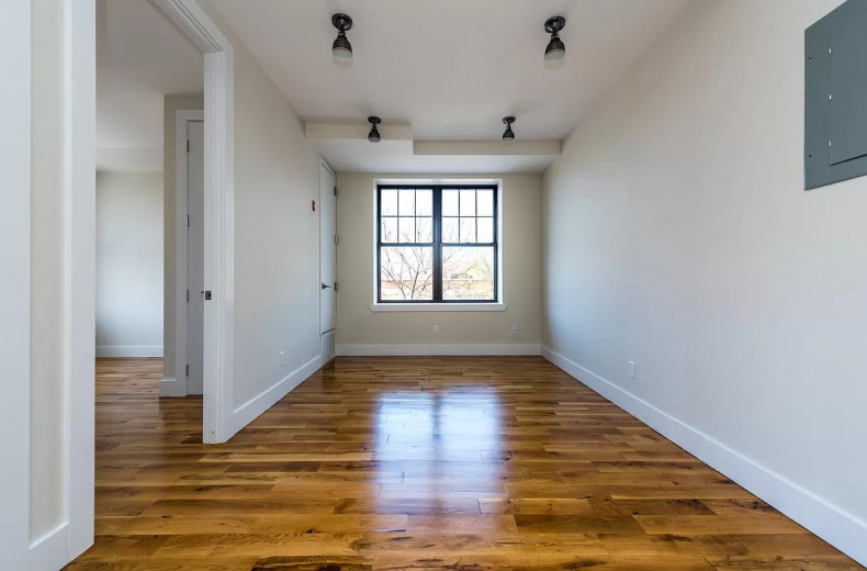 344 Starr St, Apt 3R Image 1