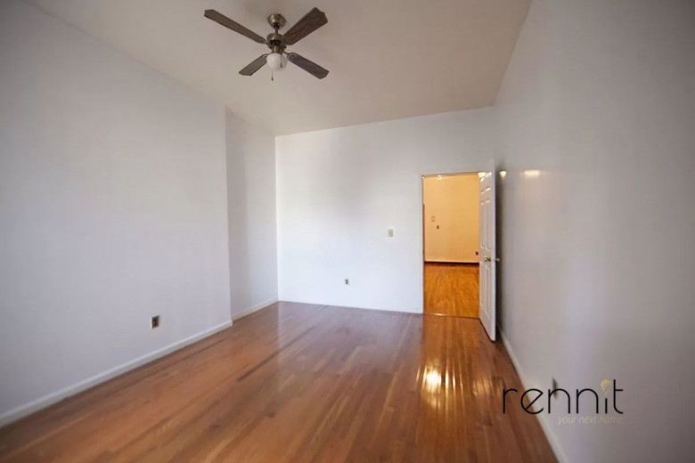 548 Hart St, Apt 2R Image 20