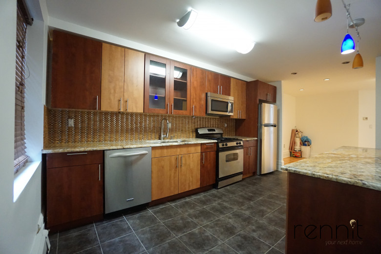 123 Hart St, Apt 1 Image 12