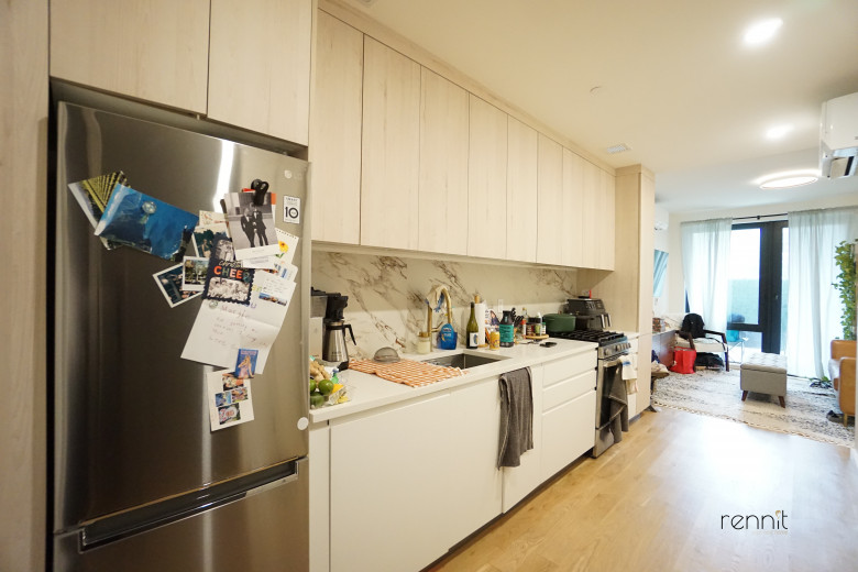 375 Dean St, Apt 306 Image 2