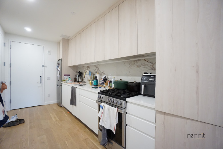 375 Dean St, Apt 306 Image 7