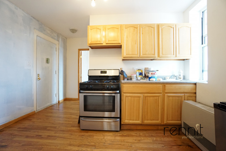 370 Bedford Ave, Apt 15 Image 1