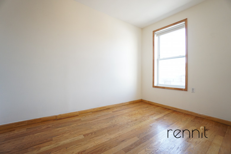 370 Bedford Ave, Apt 15 Image 6