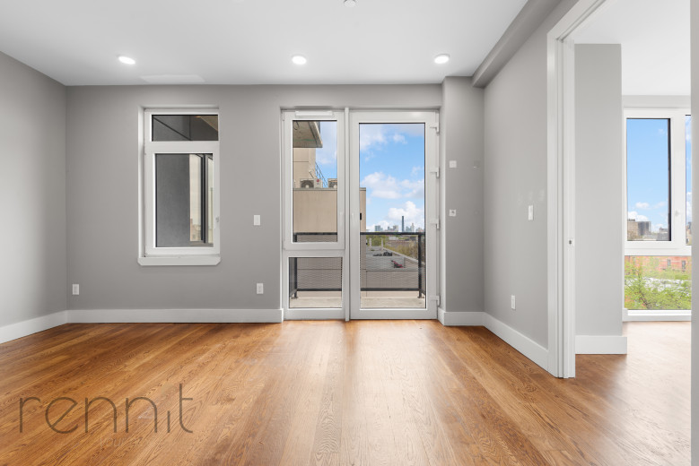853 Lexington Ave, Apt 6C Image 4