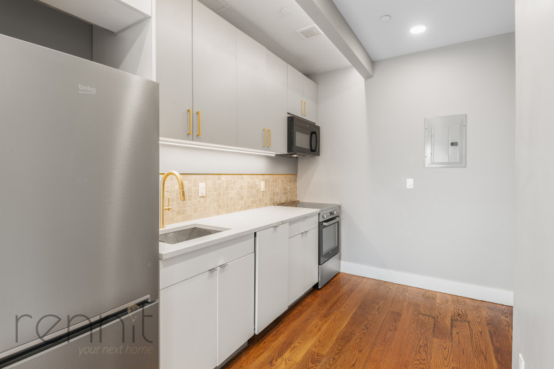 853 Lexington Ave, Apt 6C Image 5