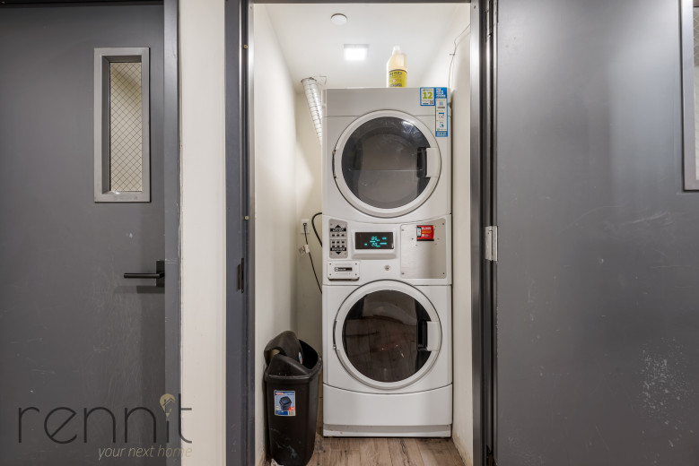 816 St Johns Pl, Apt 1F Image 17