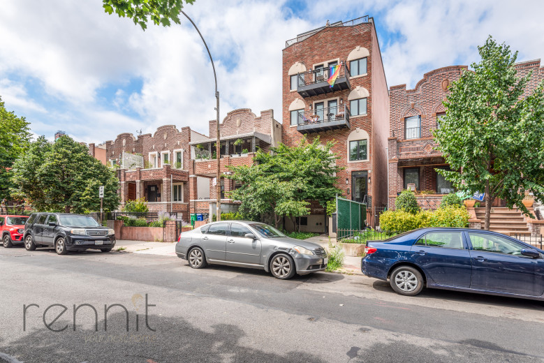 295 Montgomery St, Apt 4R Image 17