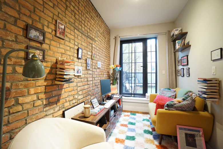 814 St Johns Pl, Apt 2F Image 4