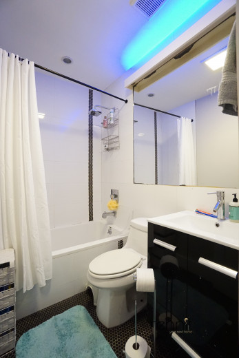 814 St Johns Pl, Apt 2F Image 8