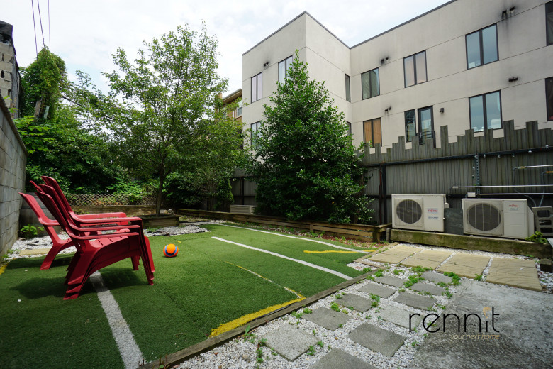 1207 Broadway, Apt 1R Image 6