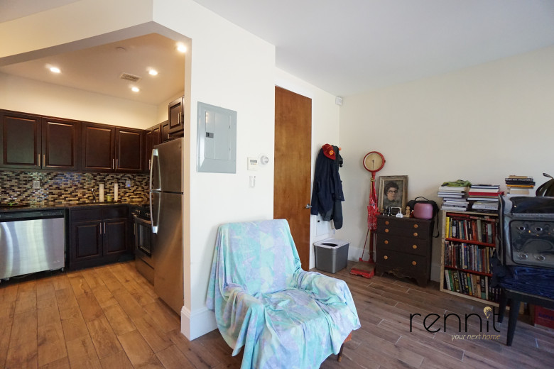 1207 Broadway, Apt 1R Image 8