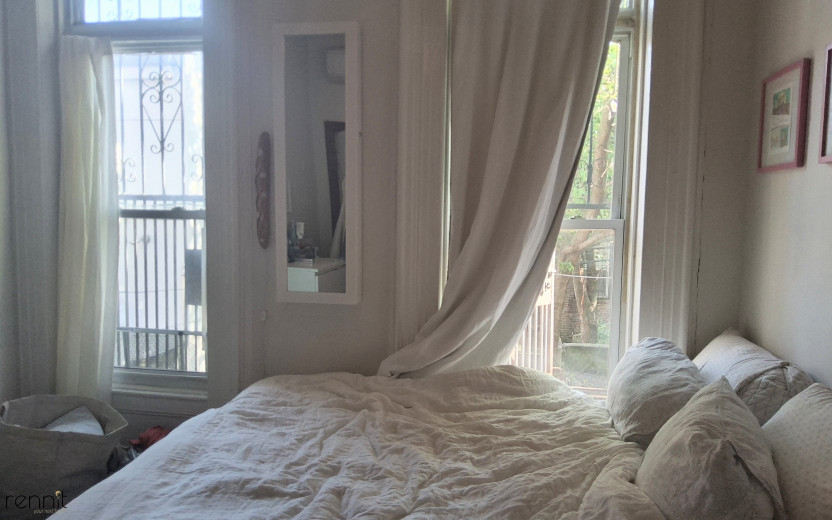 758 Willoughby Ave, Apt 2 Image 11