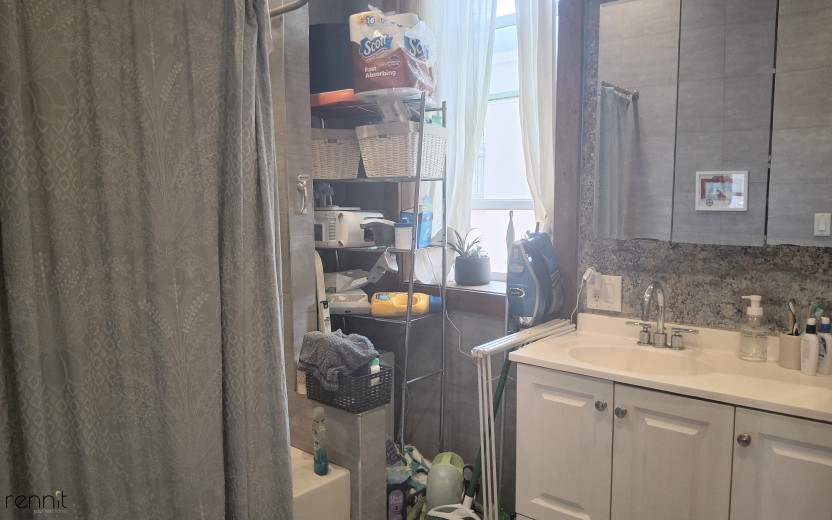758 Willoughby Ave, Apt 2 Image 12