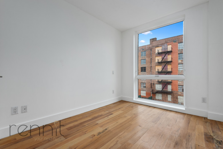 676 New York Ave, Apt 4F Image 5