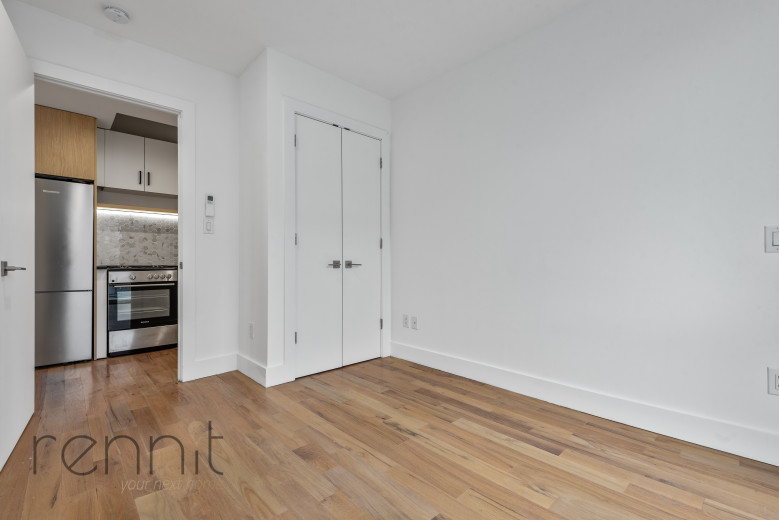 676 New York Ave, Apt 4F Image 6