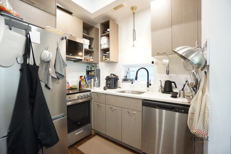 1620 New York Ave, Apt 4B Image 8