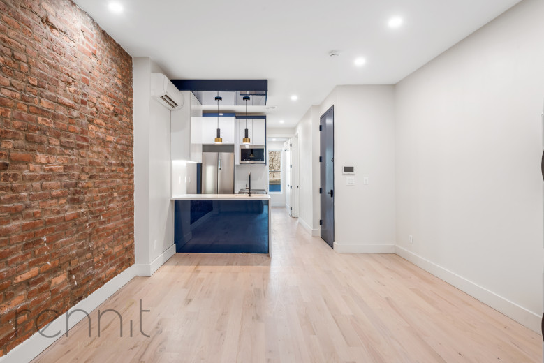 893 4th Ave, Apt 3L Image 1