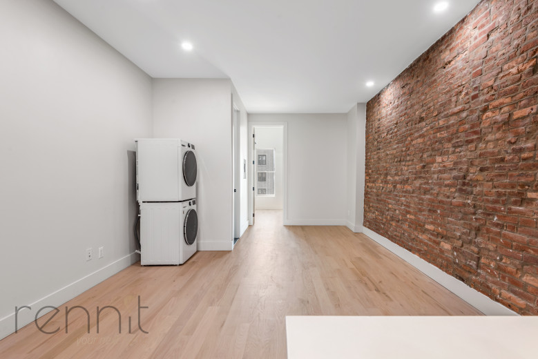 893 4th Ave, Apt 3L Image 9