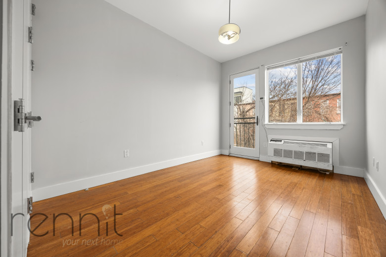 643A Madison St, Apt 2A Image 9