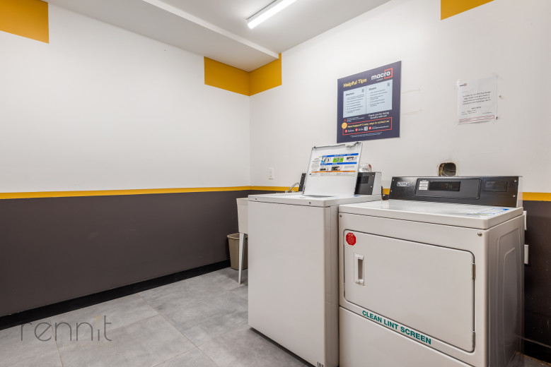 770 Lexington Ave, Apt 2C Image 19