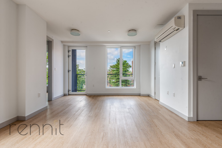 2809 Clarendon Rd, Apt 501 Image 4