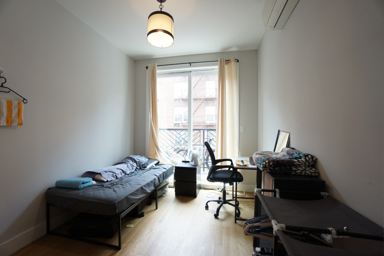 762 East 32nd St, Apt 4A Image 15