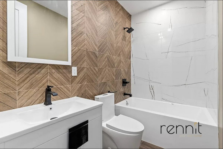 762 East 32nd St, Apt 4A Image 9
