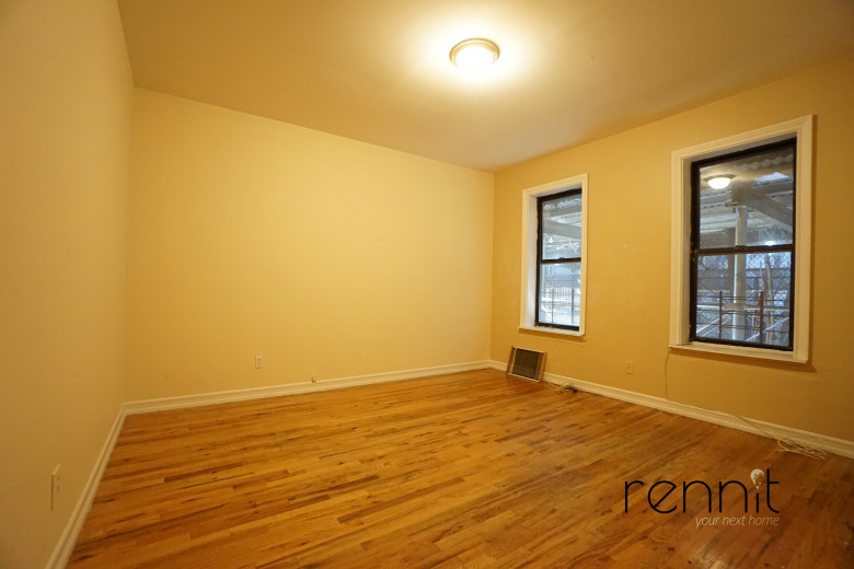 1124 43rd St, Apt A4 Image 1