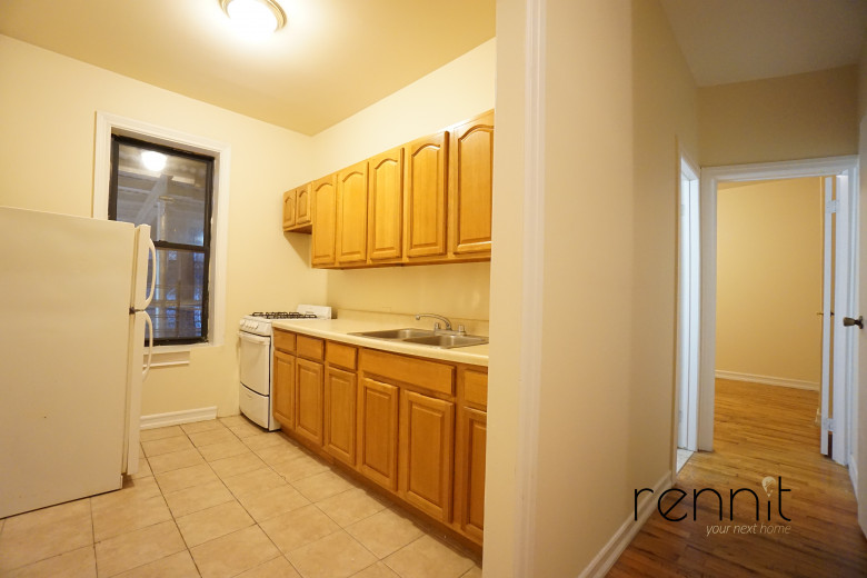 1124 43rd St, Apt A4 Image 2
