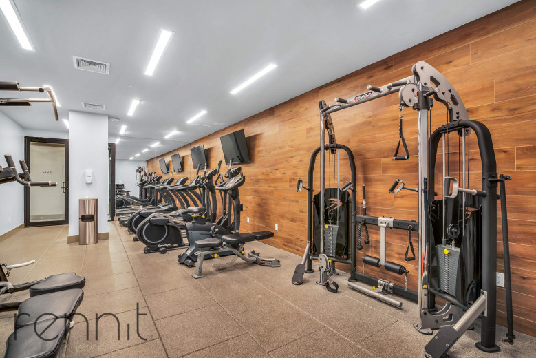 31 Debevoise St, Apt 12D Image 18