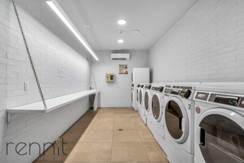 31 Debevoise St, Apt 12D Image 19