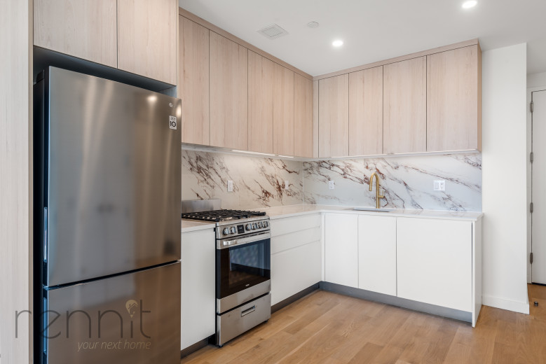 375 Dean St, Apt 707 Image 2