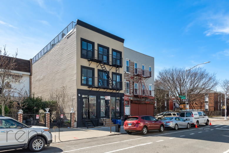 702 Evergreen Ave, Apt 1L Image 21