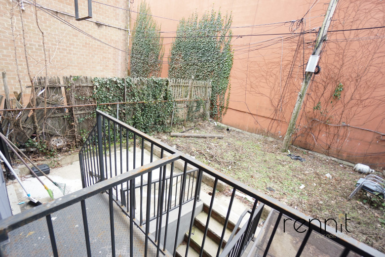 702 Evergreen Ave, Apt 1L Image 25