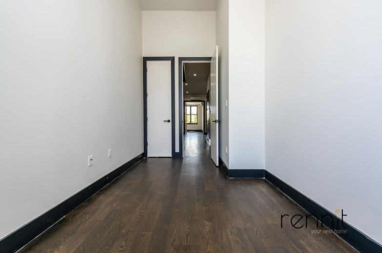 1042 Flushing Ave, Apt 2R Image 9