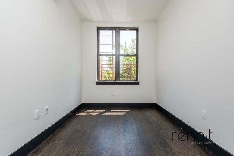 1042 Flushing Ave, Apt 2R Image 11