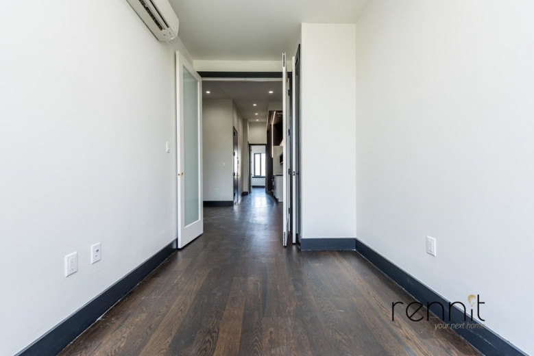1042 Flushing Ave, Apt 2R Image 12