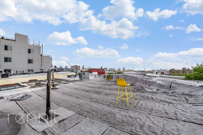 1042 Flushing Ave, Apt 2R Image 14
