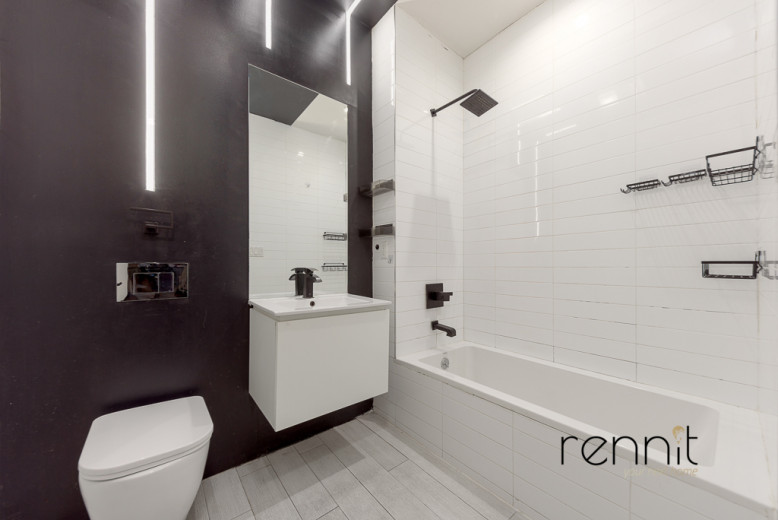 1042 Flushing Ave, Apt 2R Image 6