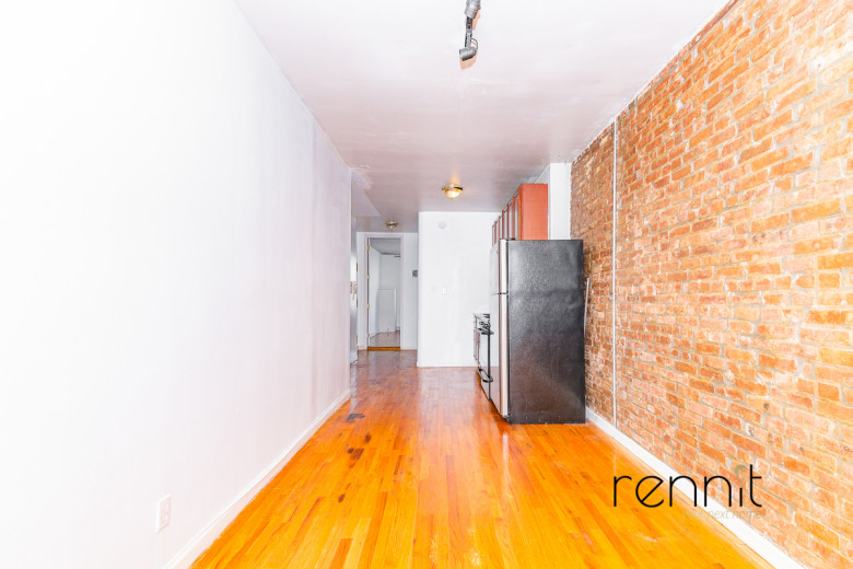 141 Thames St, Apt 3R Image 9
