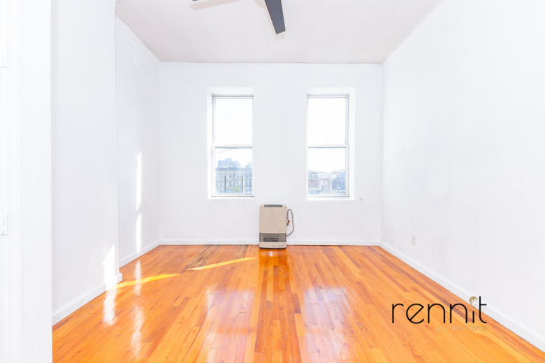 141 Thames St, Apt 3R Image 12