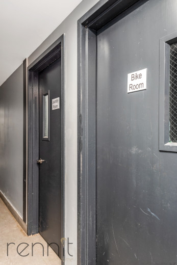 562 Park Pl, Apt 2F Image 13