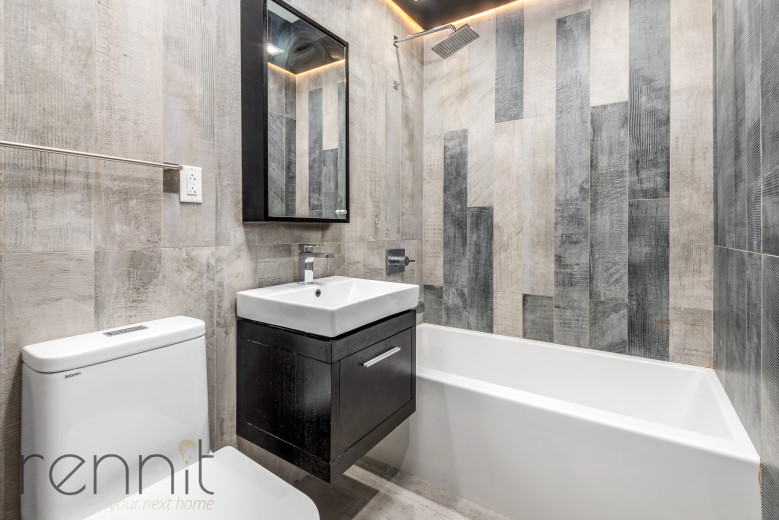 562 Park Pl, Apt 2F Image 5