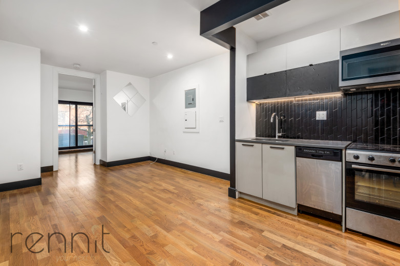 562 Park Pl, Apt 2F Image 6