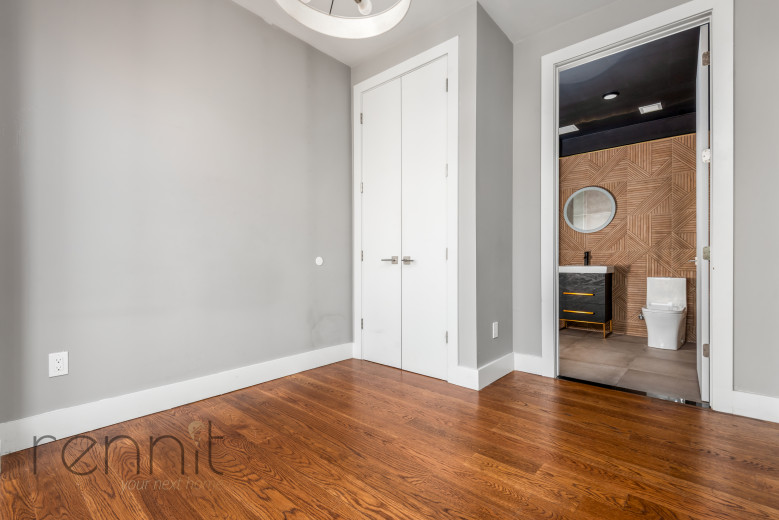 853 Lexington Ave, Apt 2A Image 6
