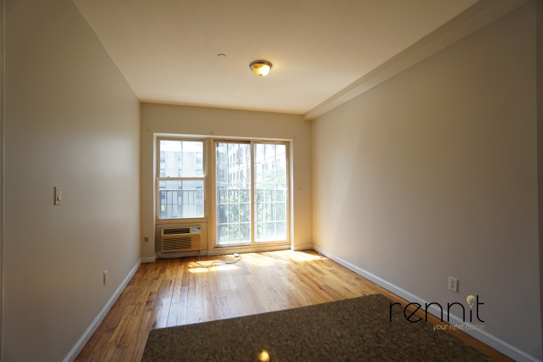 728A Rogers Ave, Apt 3B Image 4