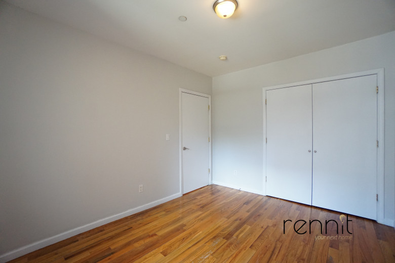 728A Rogers Ave, Apt 3B Image 8