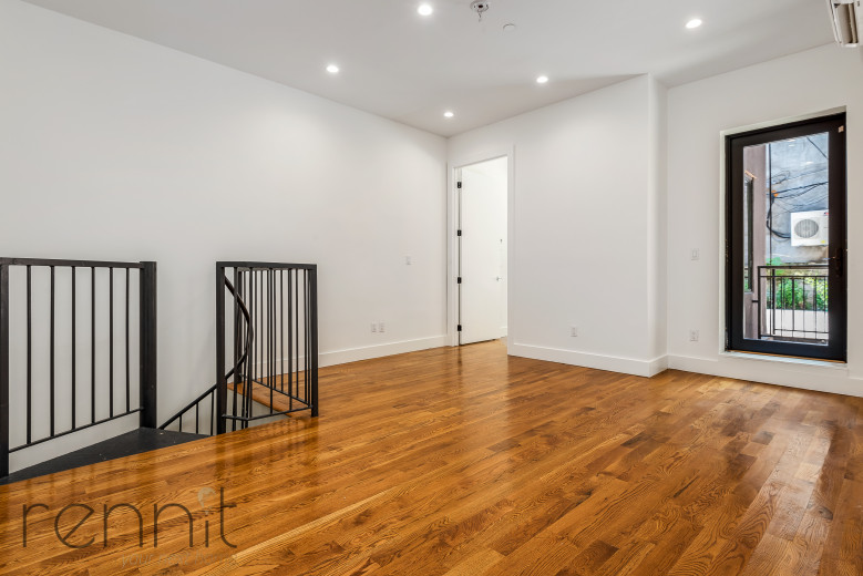 396 S 5th St, Apt 1B Image 2