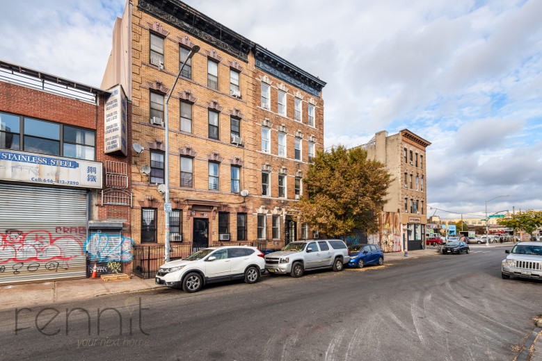 141 Thames St, Apt 3L Image 10