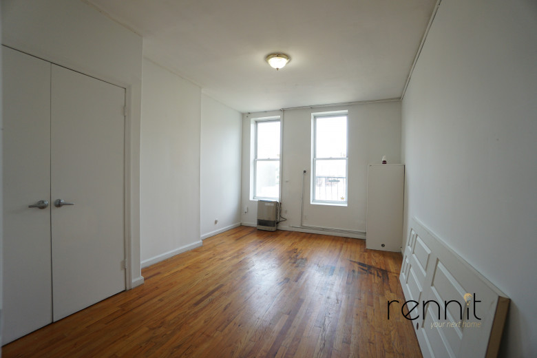 141 Thames St, Apt 3L Image 8